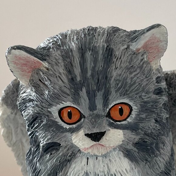 Angel Cat Resin Statue Gray Tabby 5" 1998 Cuddly Creations by Angel Originals - Picture 6 of 11